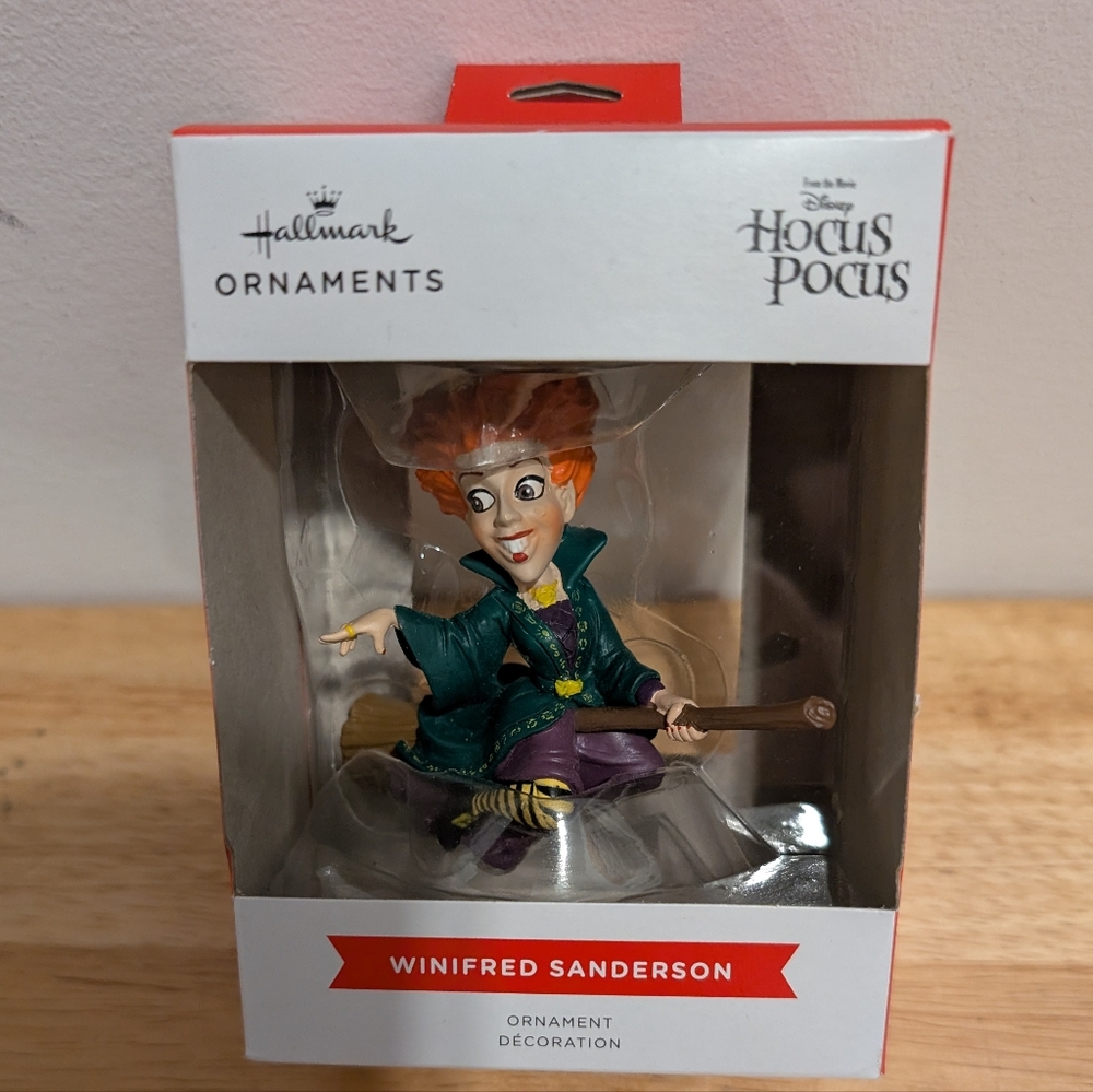 Hallmark Ornaments Disney Hocus Pocus Winifred Sanderson Brand New with tag
